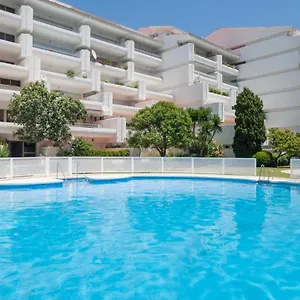 https://jardines-del-mar-apartments.es-andalucia.com